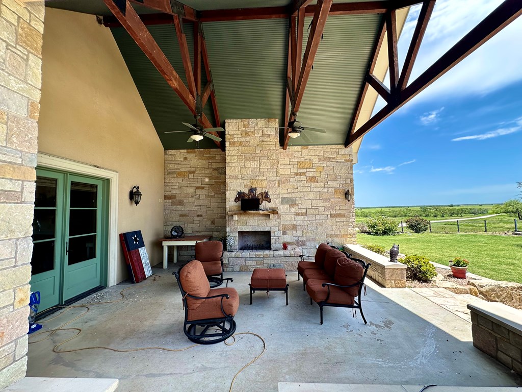 15901 Fm 2402 Property Photo 19