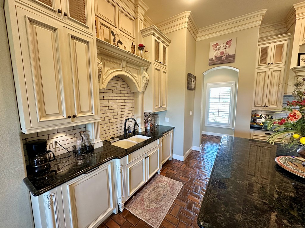 15901 Fm 2402 Property Photo 24