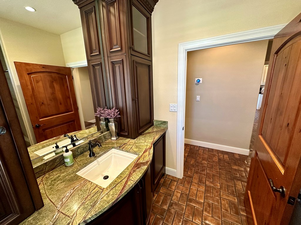15901 Fm 2402 Property Photo 43