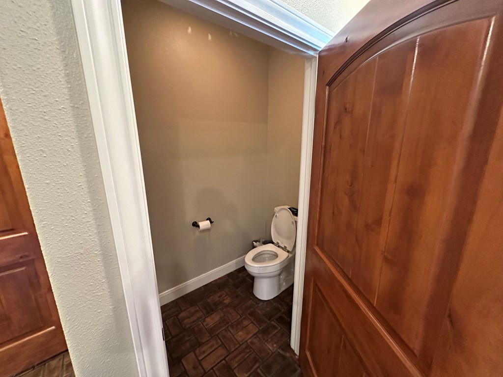 15901 Fm 2402 Property Photo 54