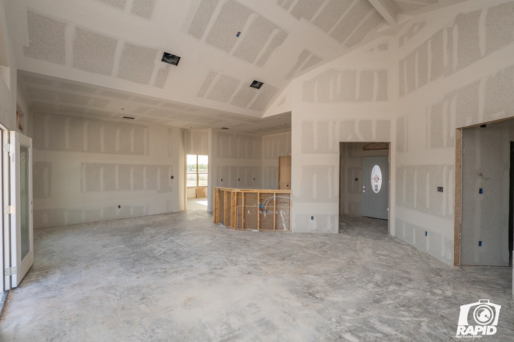 9547 Grey Wolf Lane Property Photo 5