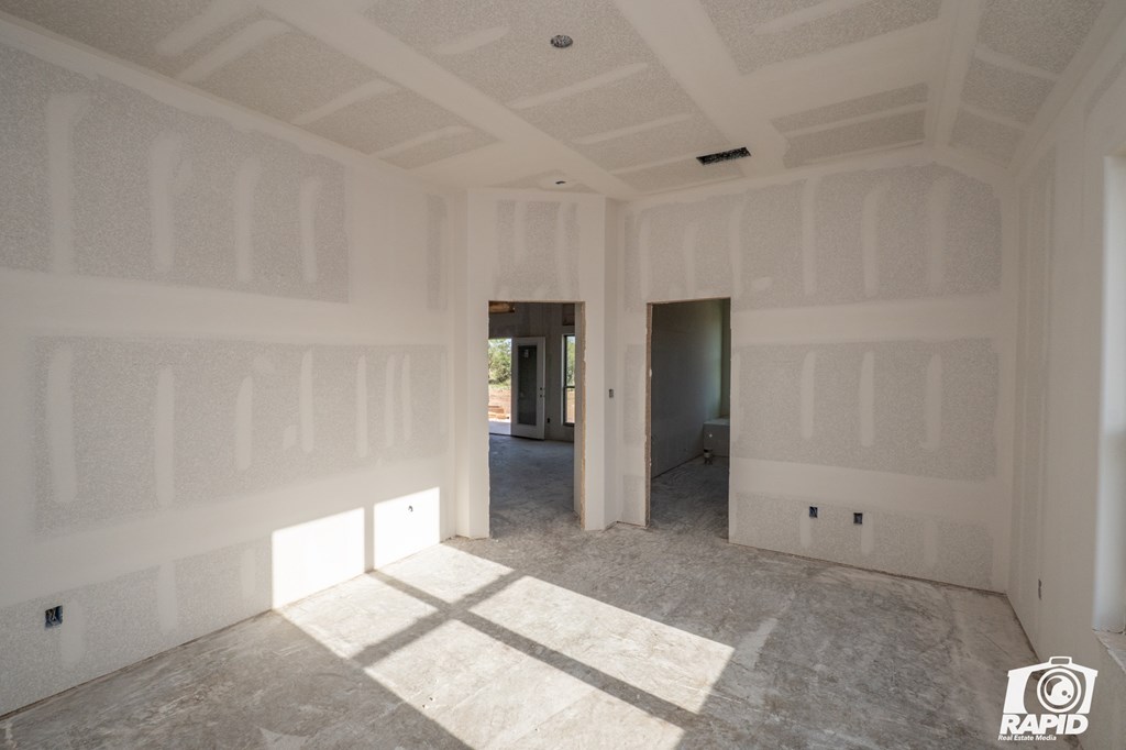 9547 Grey Wolf Lane Property Photo 7