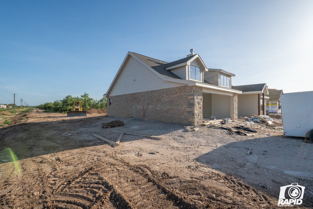 9605 Jaguar Trail Property Photo 2