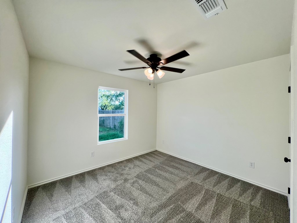 2009 Hudson St Property Photo 13