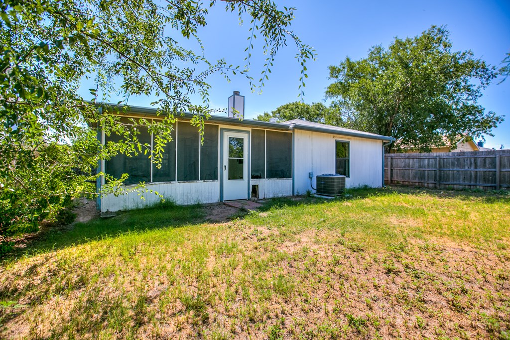 1821 La Mesa Lane Property Photo 29