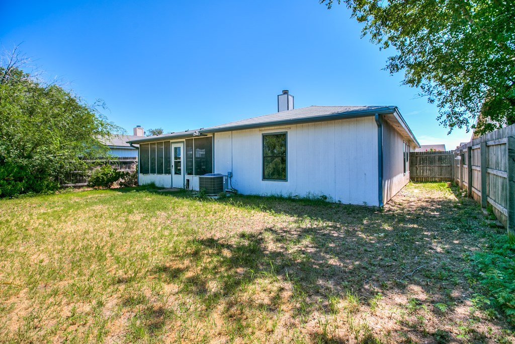 1821 La Mesa Lane Property Photo 31