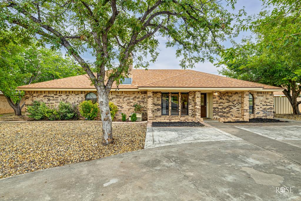 5318 Green Valley Trail Property Photo 1