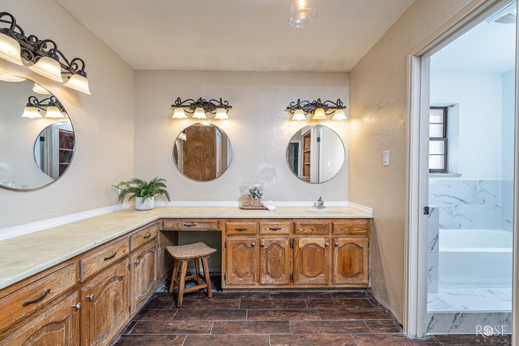 6009 Equestrian Blvd Property Photo 20