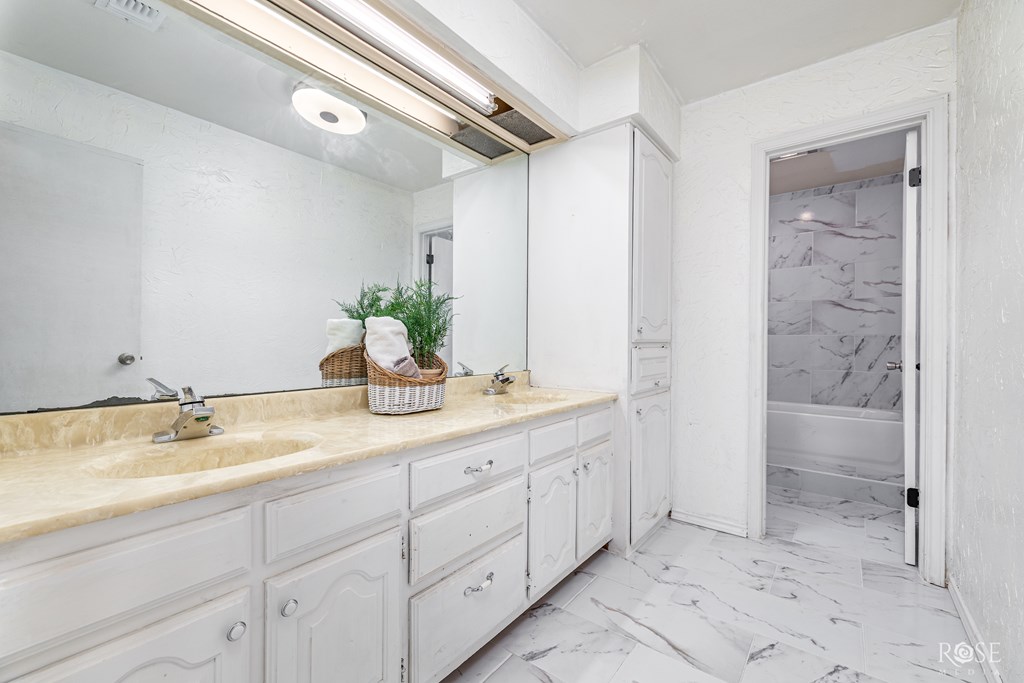 6009 Equestrian Blvd Property Photo 27