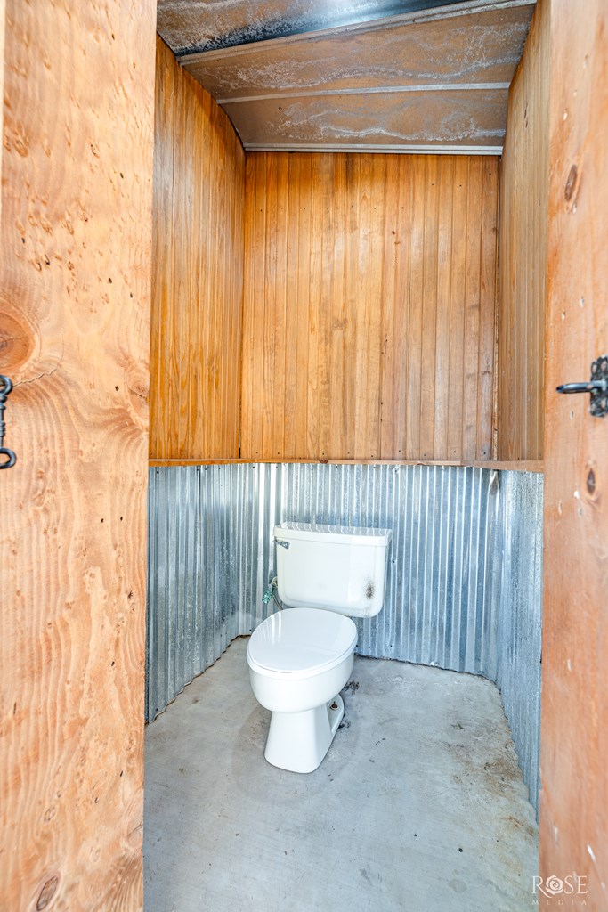 6009 Equestrian Blvd Property Photo 46