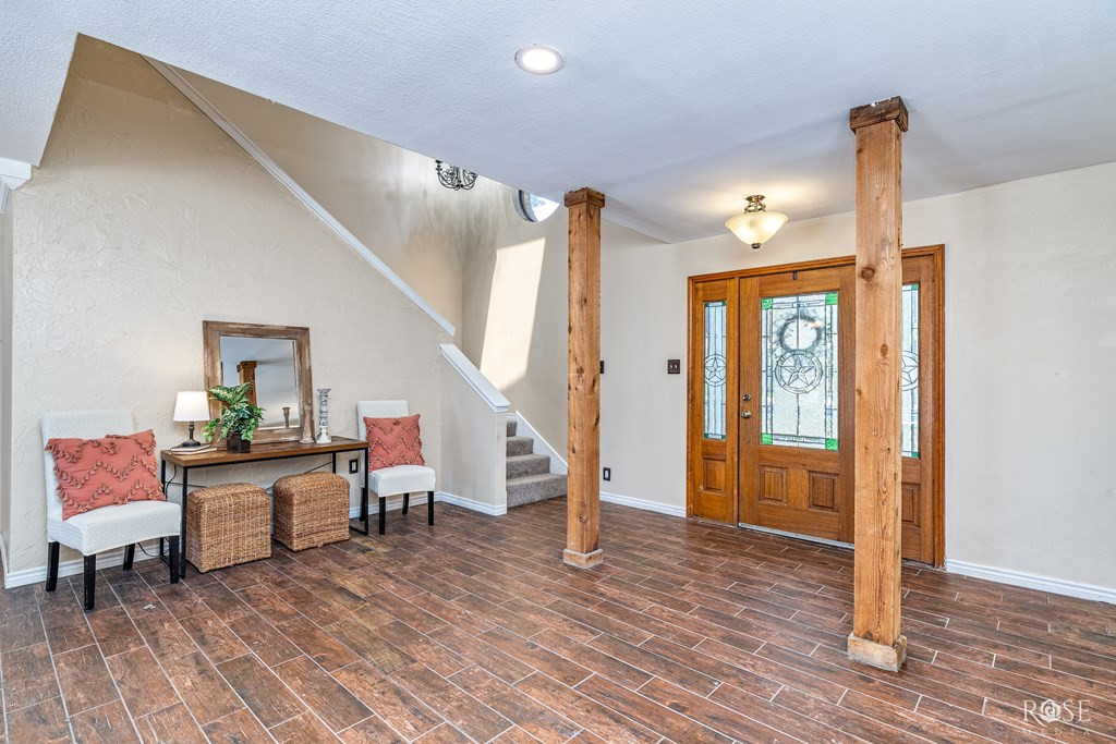 6009 Equestrian Boulevard Property Photo 9