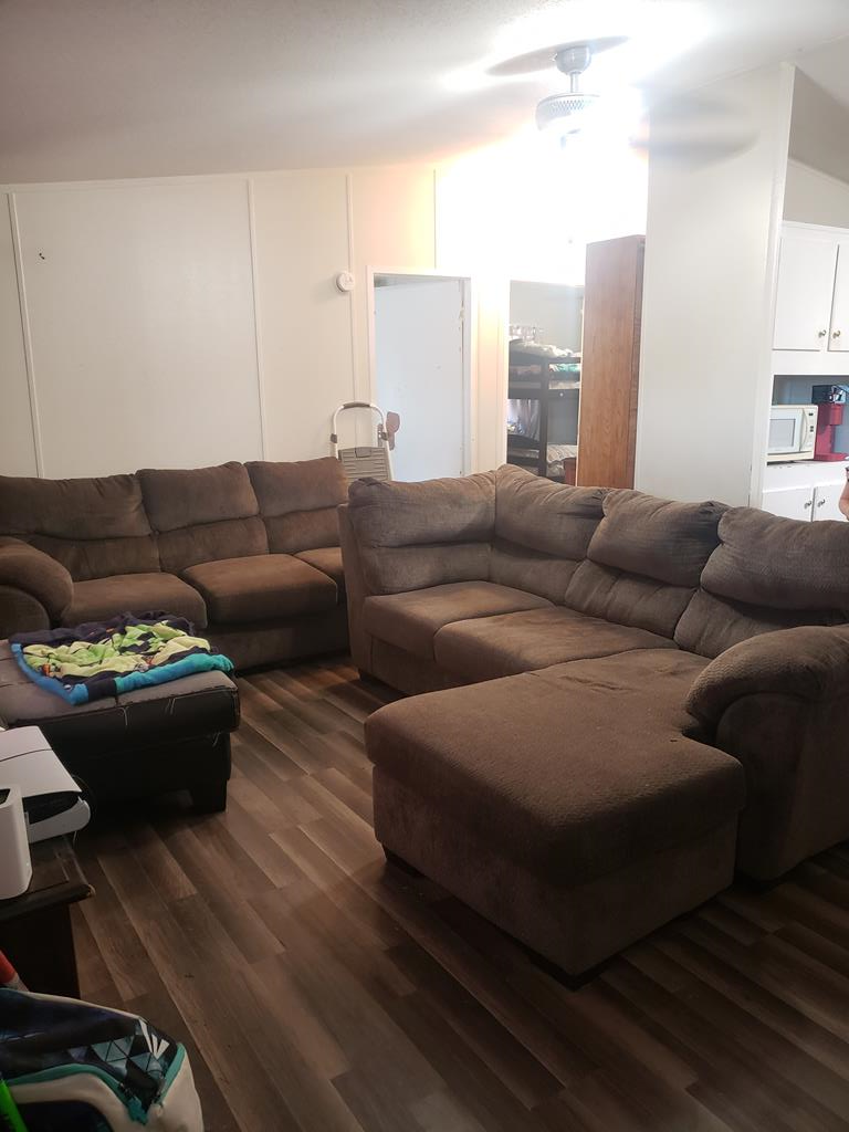 12234 Glass Court Property Photo 3
