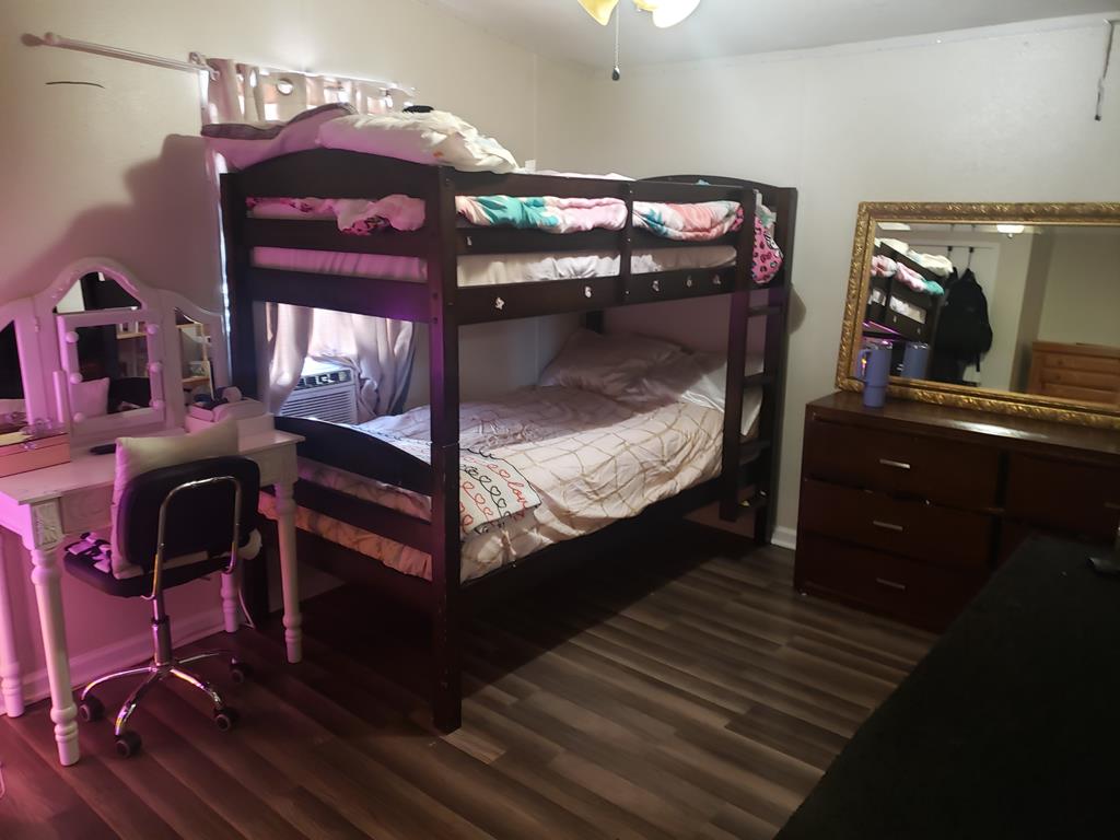 12234 Glass Court Property Photo 10