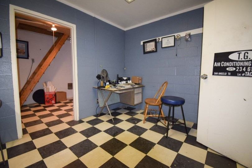 2421 Chadbourne Street Property Photo 19