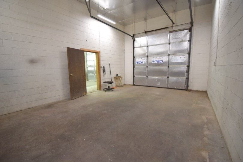 2421 Chadbourne Street Property Photo 25