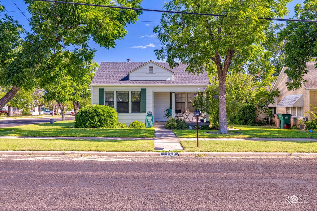 1620 W Ave J Property Photo 27