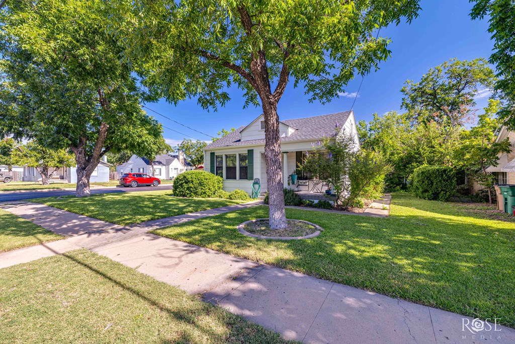 1620 W Ave J Property Photo 30