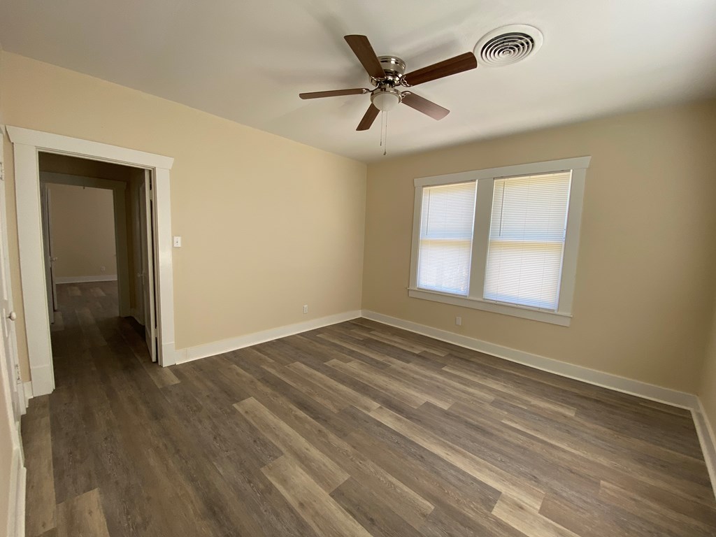 1315 Pecos St Property Photo 12