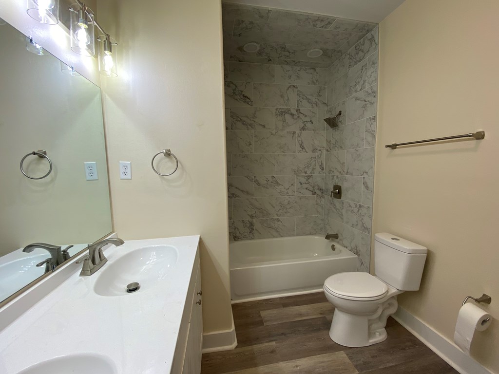 1315 Pecos St Property Photo 15