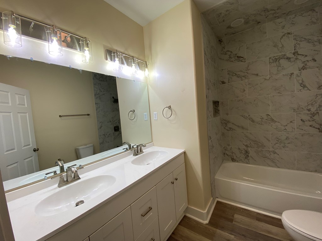 1315 Pecos St Property Photo 16