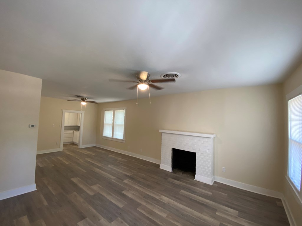 1315 Pecos St Property Photo 23