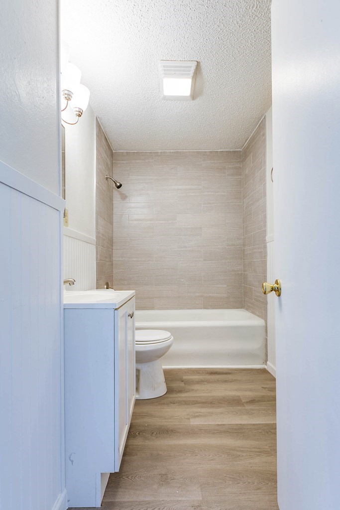 94 42nd St Property Photo 19