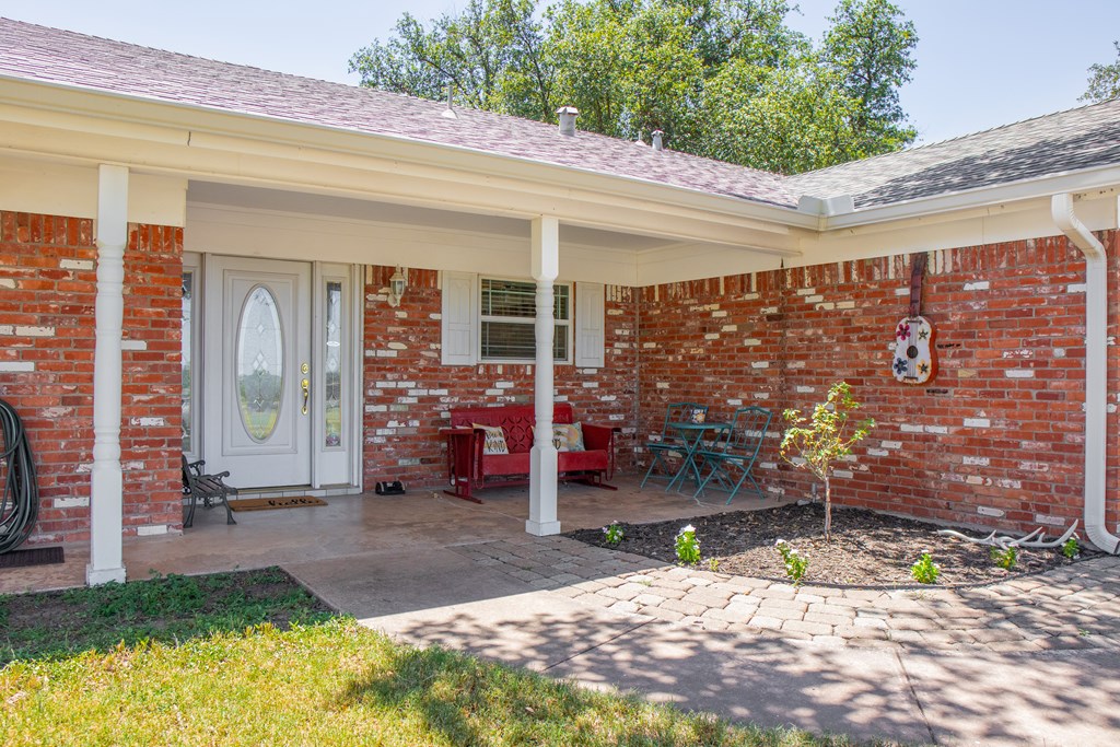 3025 Cumberland Dr Property Photo 4