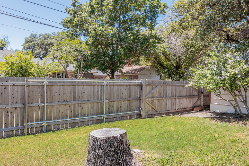 3025 Cumberland Dr Property Photo 27