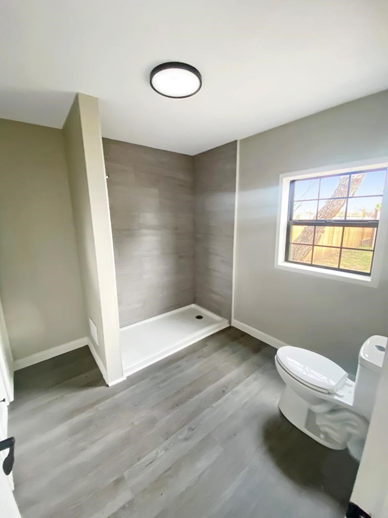 4014 Columbia St Property Photo 13