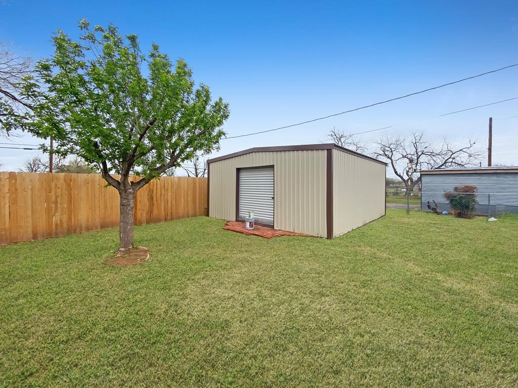 4014 Columbia St Property Photo 21