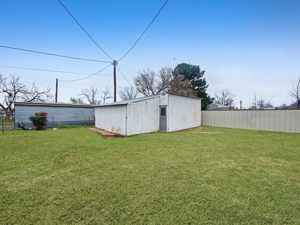 4014 Columbia St Property Photo 22
