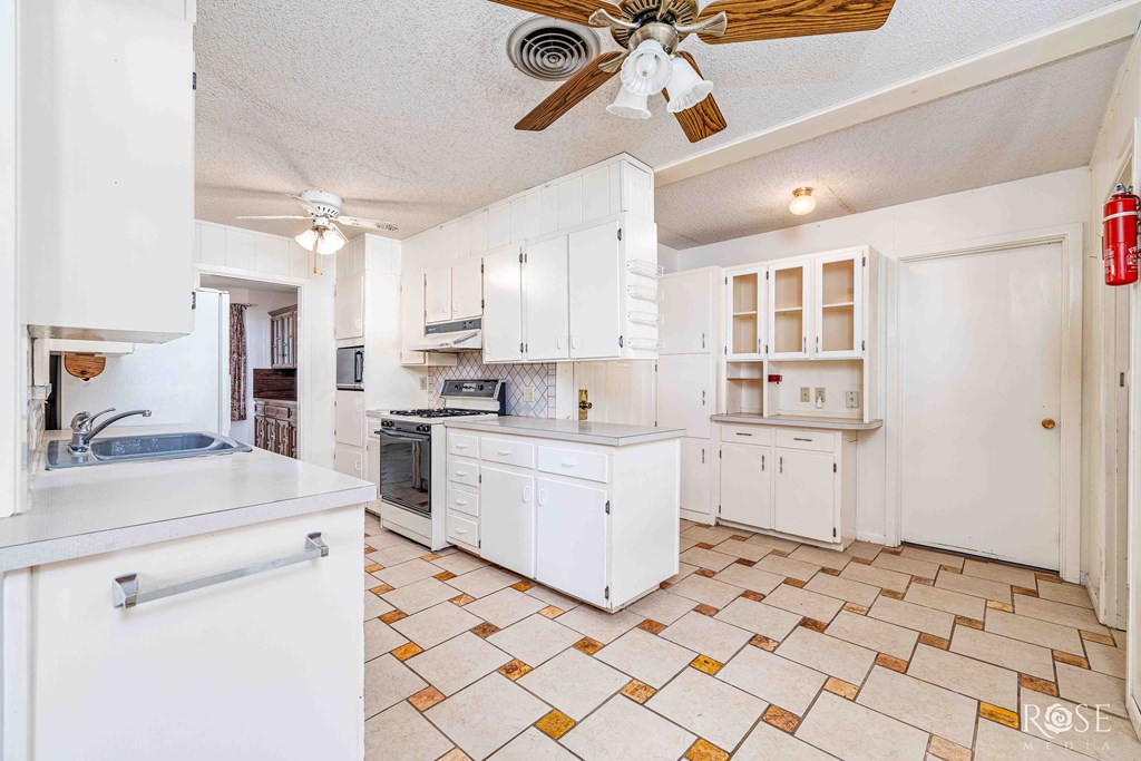 2114 Sul Ross St Property Photo 8