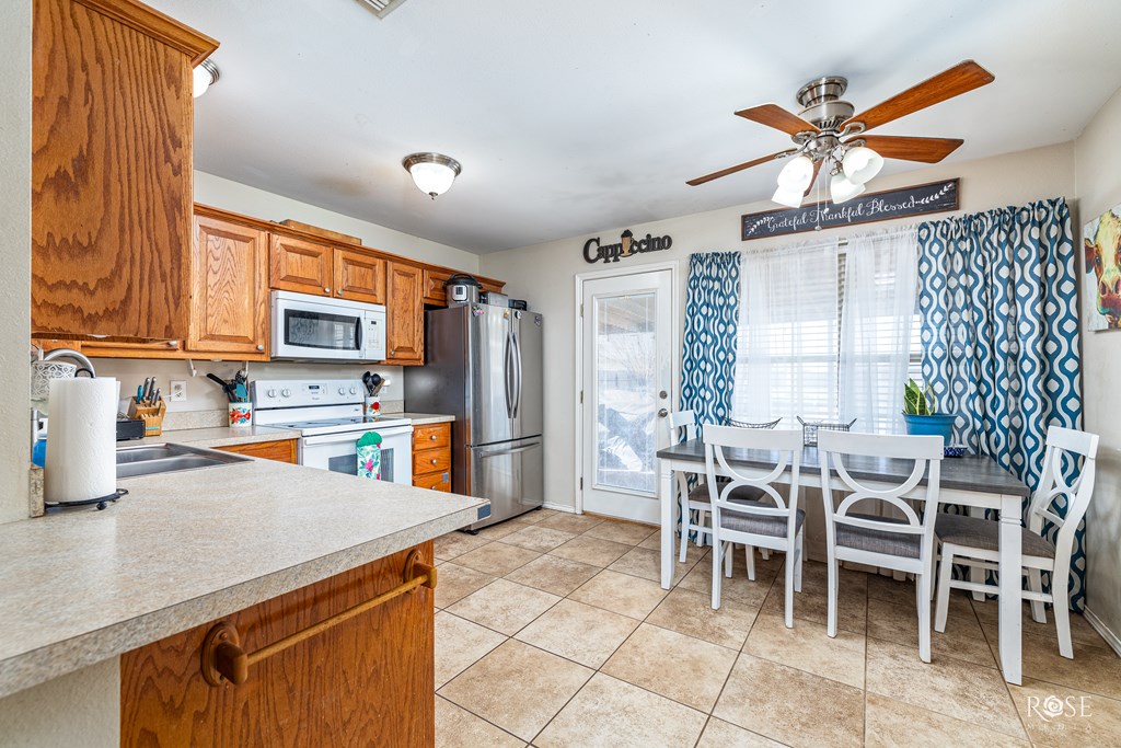 4917 Oaklawn St Property Photo 10