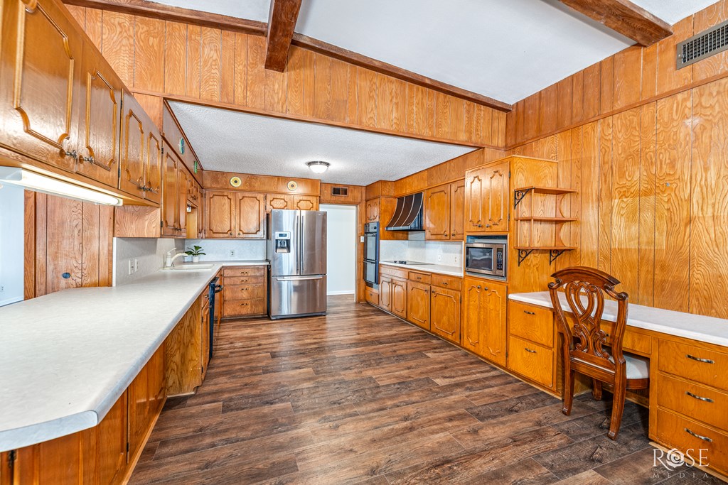 1003 N Plaza Property Photo 16