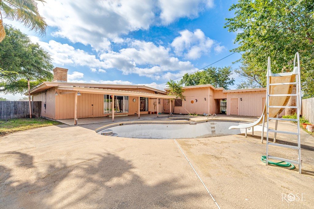 1003 N Plaza Property Photo 32