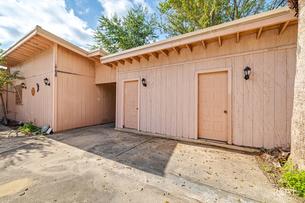 1003 N Plaza Property Photo 34