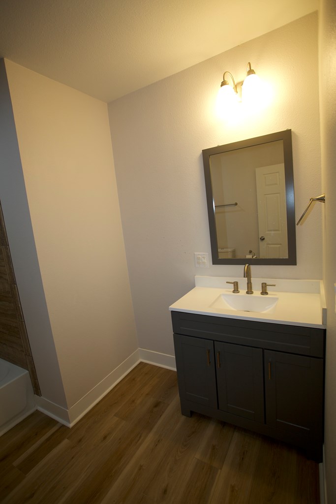 621 Jefferson St Property Photo 9