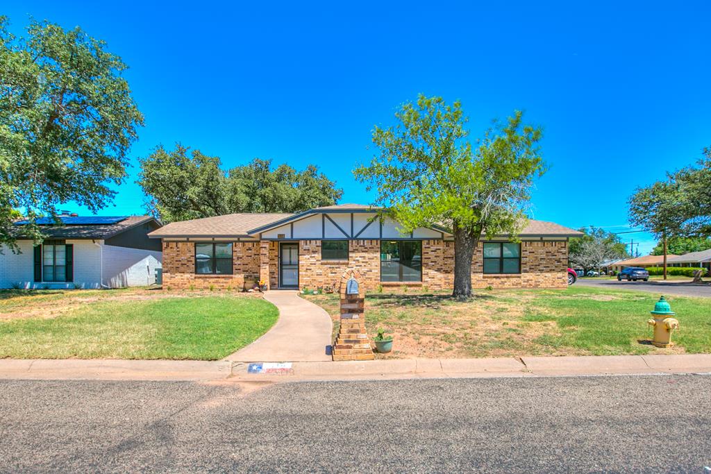 3118 Hummingbird Lane Property Photo 1