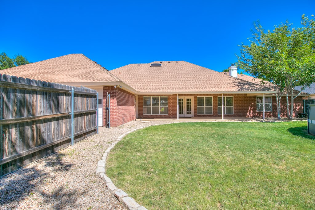 3306 Silver Spur Dr Property Photo 6