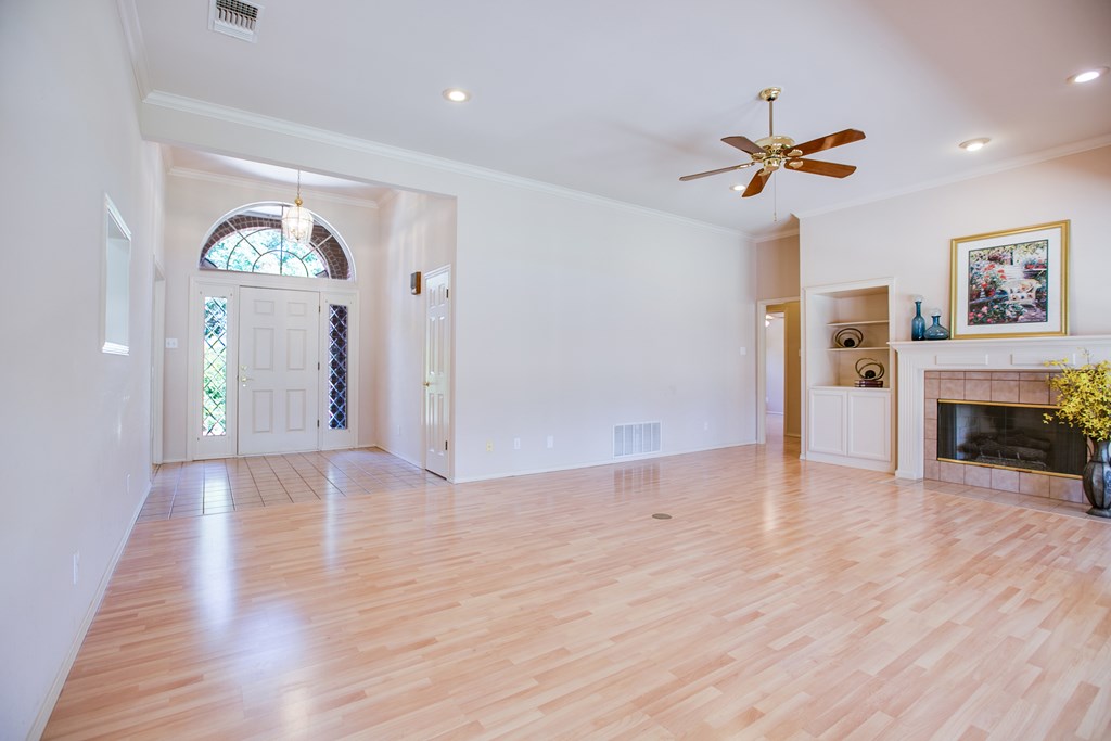 3306 Silver Spur Dr Property Photo 9