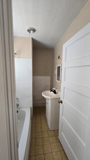 409 N Broadway St Property Photo 15