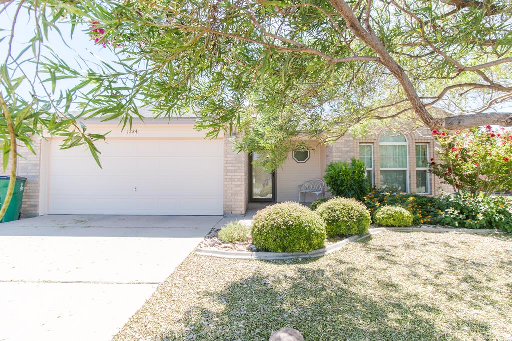 1224 Johnny Lane Property Photo 1