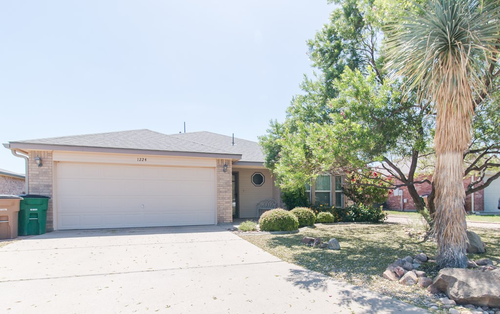 1224 Johnny Lane Property Photo 3