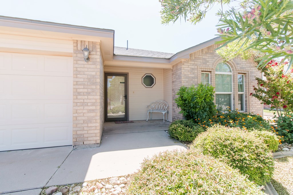1224 Johnny Lane Property Photo 4