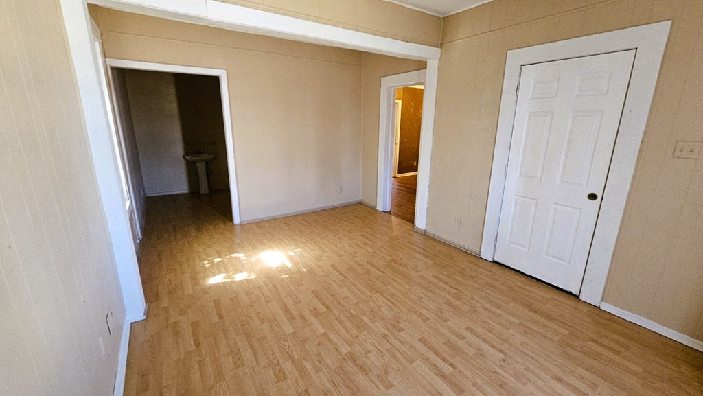 1510 W Beauregard Ave Property Photo 7