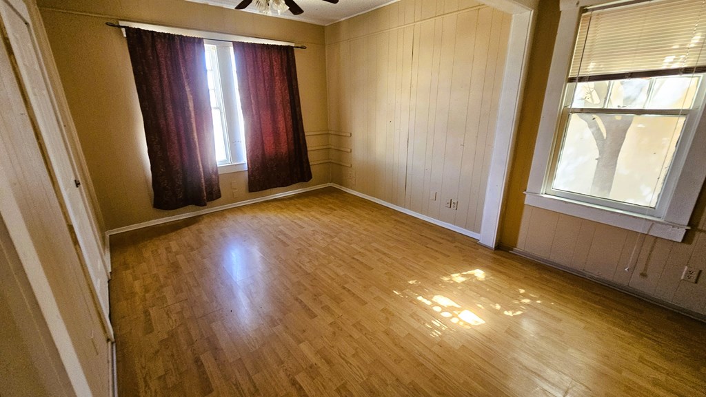 1510 W Beauregard Ave Property Photo 8