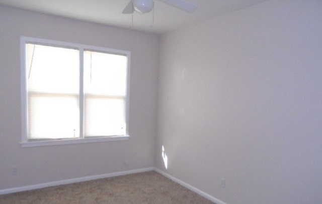 2717 University Ave Property Photo 6