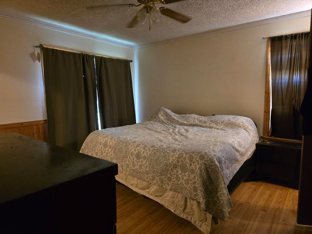 2513 Marx St Property Photo 11