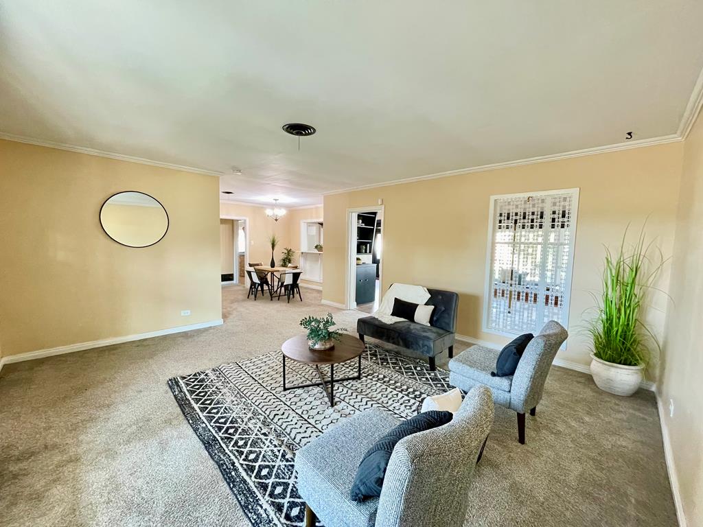 2223 Abilene St Property Photo 4