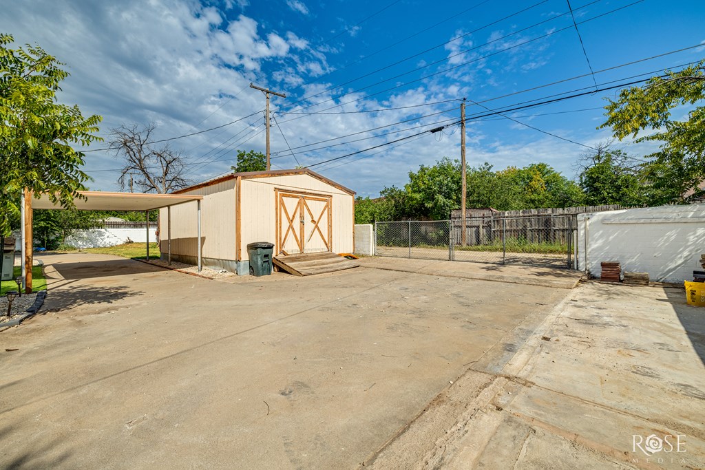 2223 Abilene St Property Photo 22